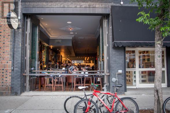1096 Queen Street W, Toronto (Little Portugal), Ontario  M6J 1H9 - Photo 2 - C12447152