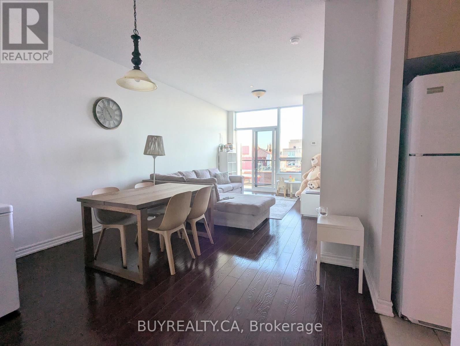 Ph12 - 35 Saranac Boulevard, Toronto, Ontario  M6A 2G5 - Photo 3 - C12447164