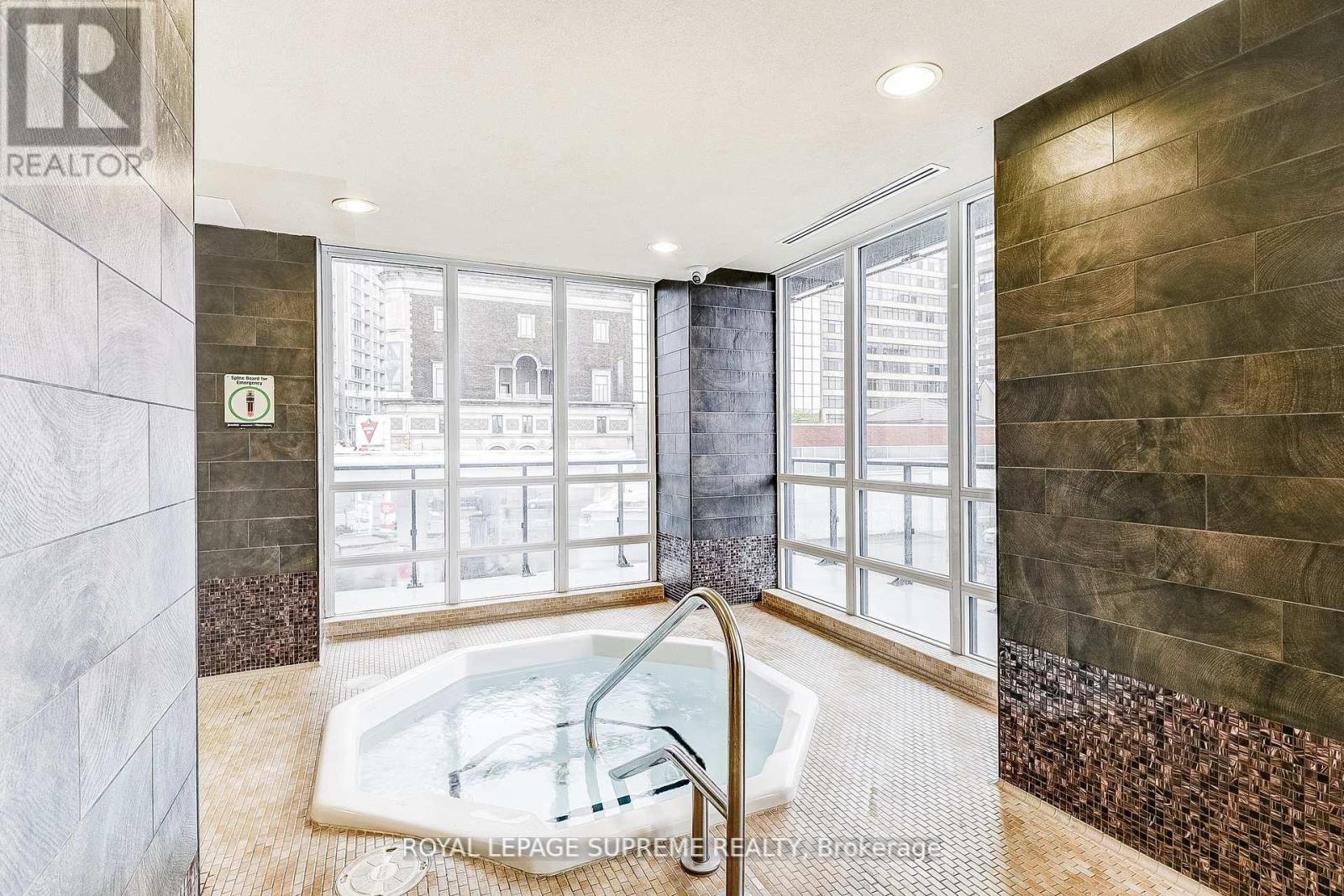 619 - 825 Church Street, Toronto (Rosedale-Moore Park), Ontario  M4W 3Z4 - Photo 43 - C12447189
