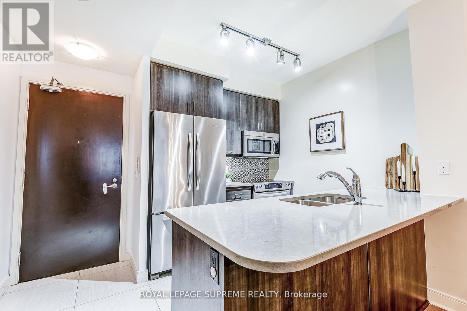 619 - 825 Church Street, Toronto (Rosedale-Moore Park), Ontario  M4W 3Z4 - Photo 7 - C12447189