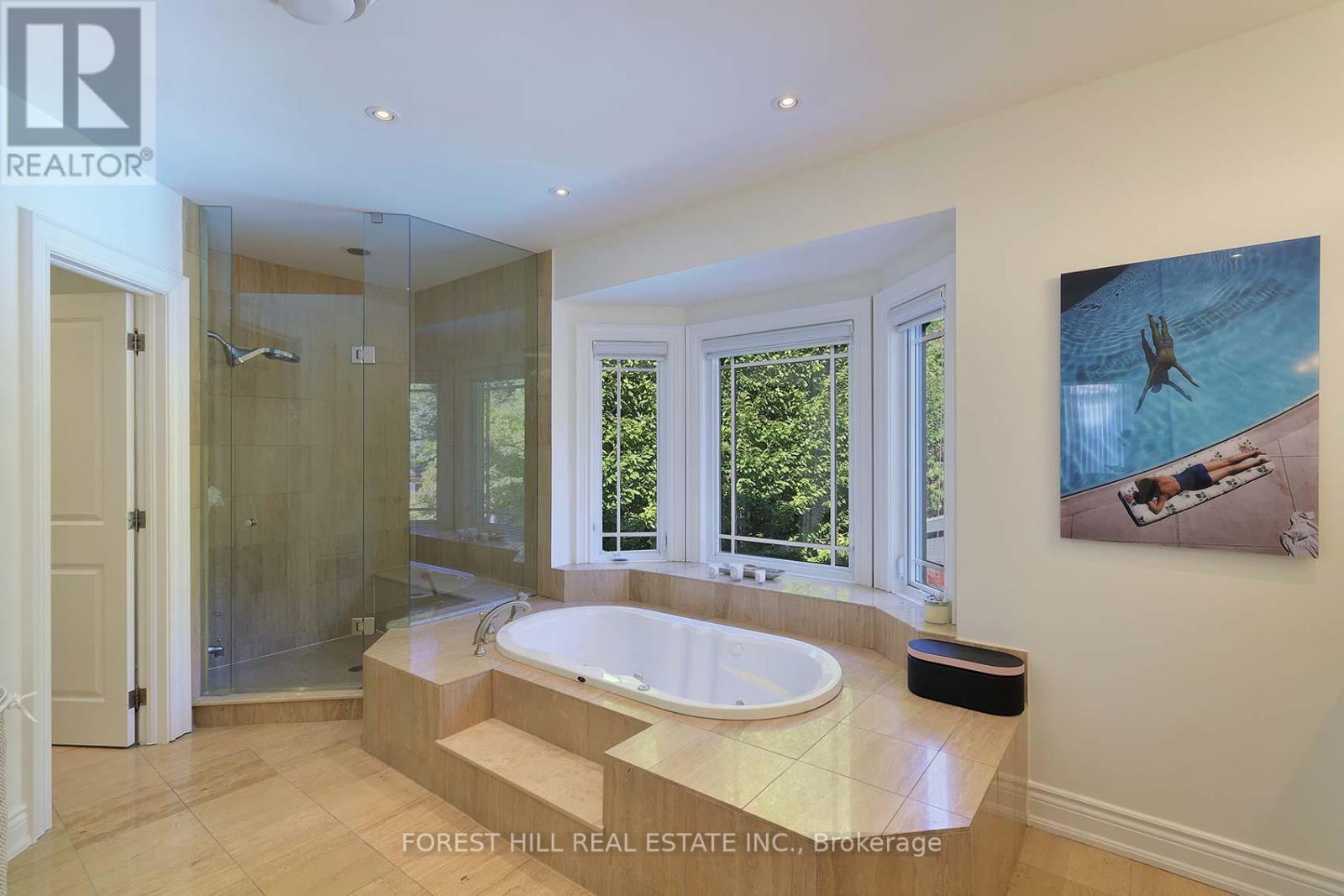34 Forest Ridge Drive, Toronto (Forest Hill North), Ontario  M6B 1H3 - Photo 24 - C12447211