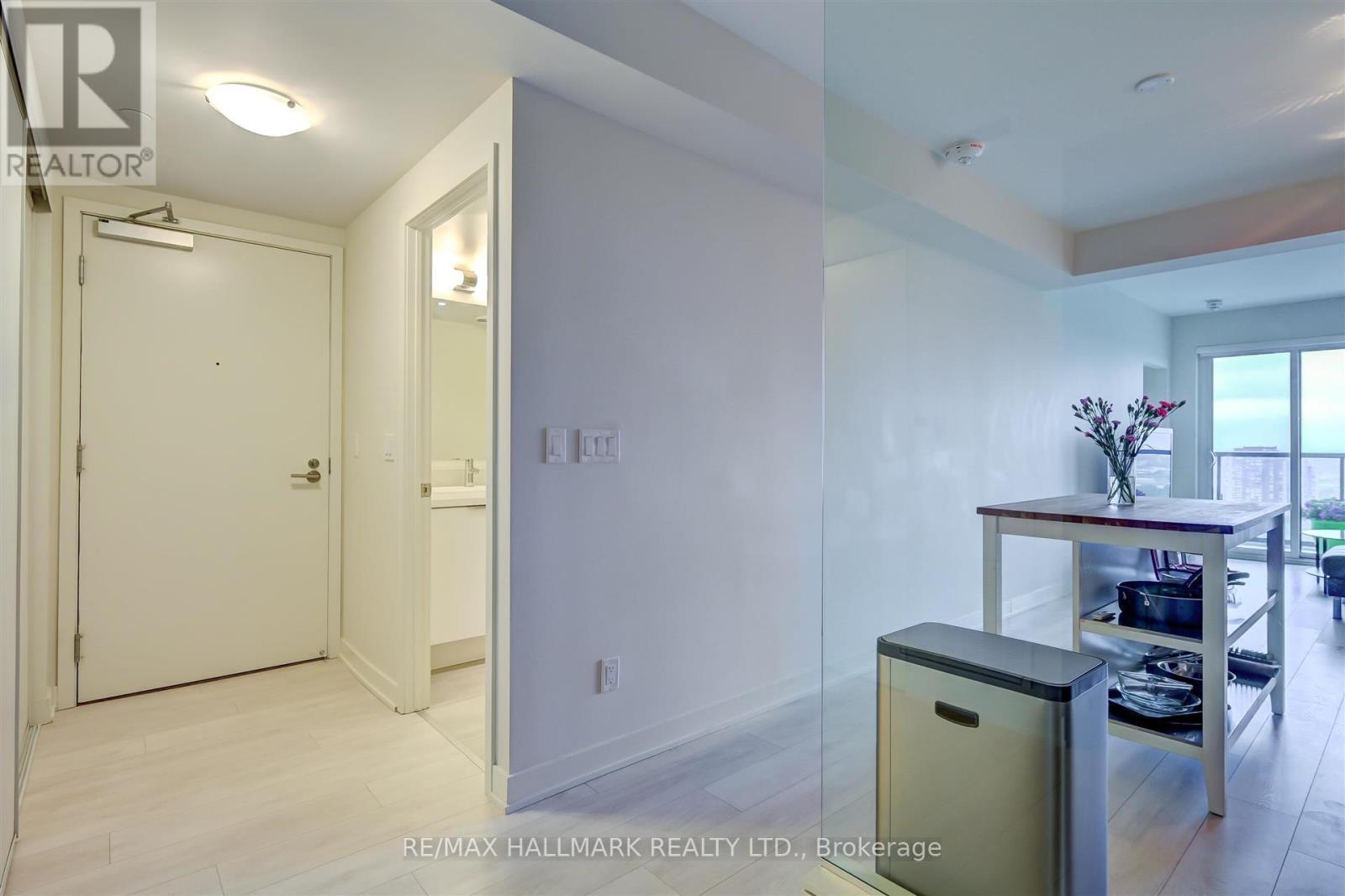 N2805 - 6 Sonic Way, Toronto, Ontario  M3C 0P1 - Photo 19 - C12447220