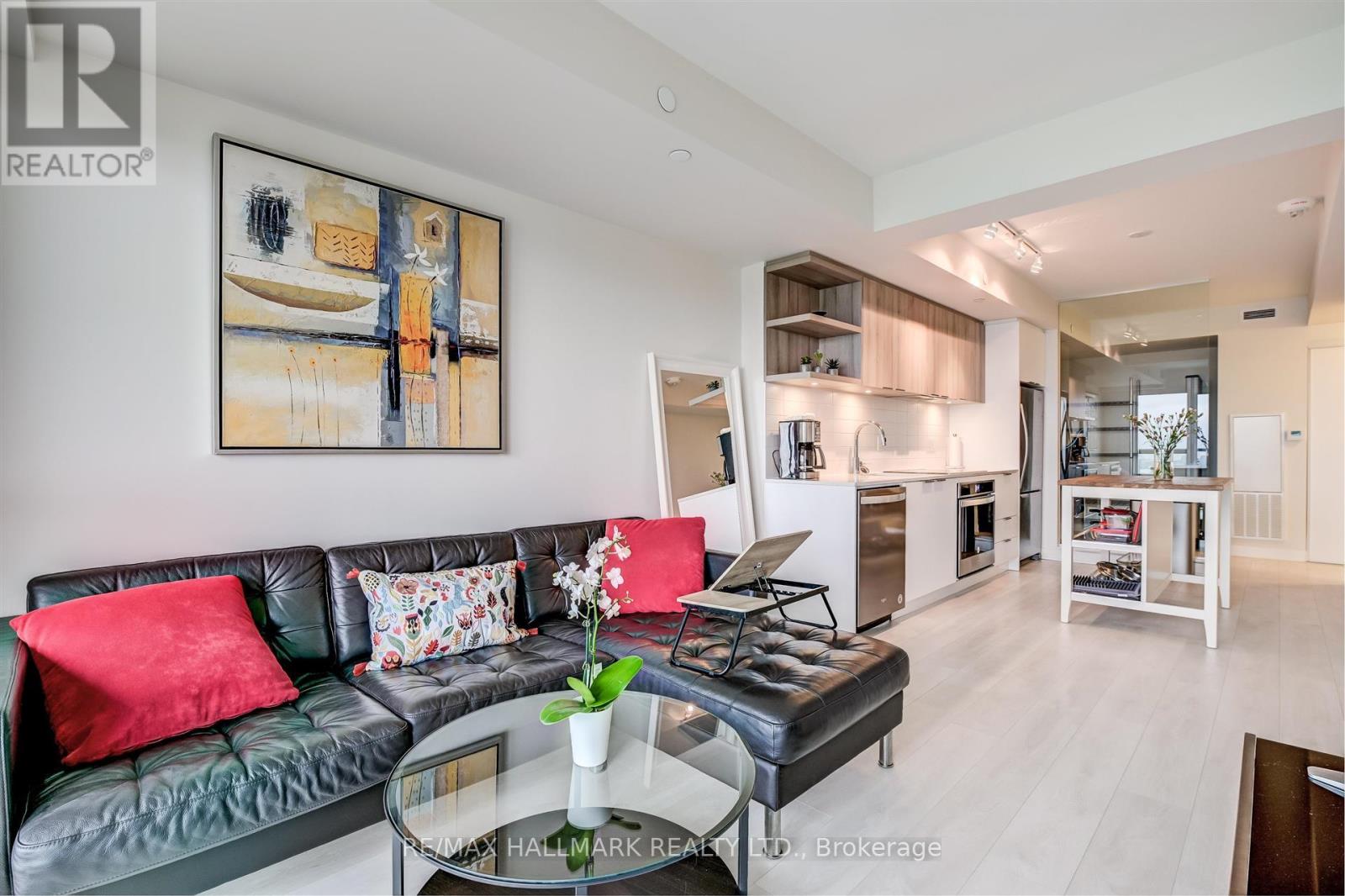 N2805 - 6 Sonic Way, Toronto, Ontario  M3C 0P1 - Photo 7 - C12447220