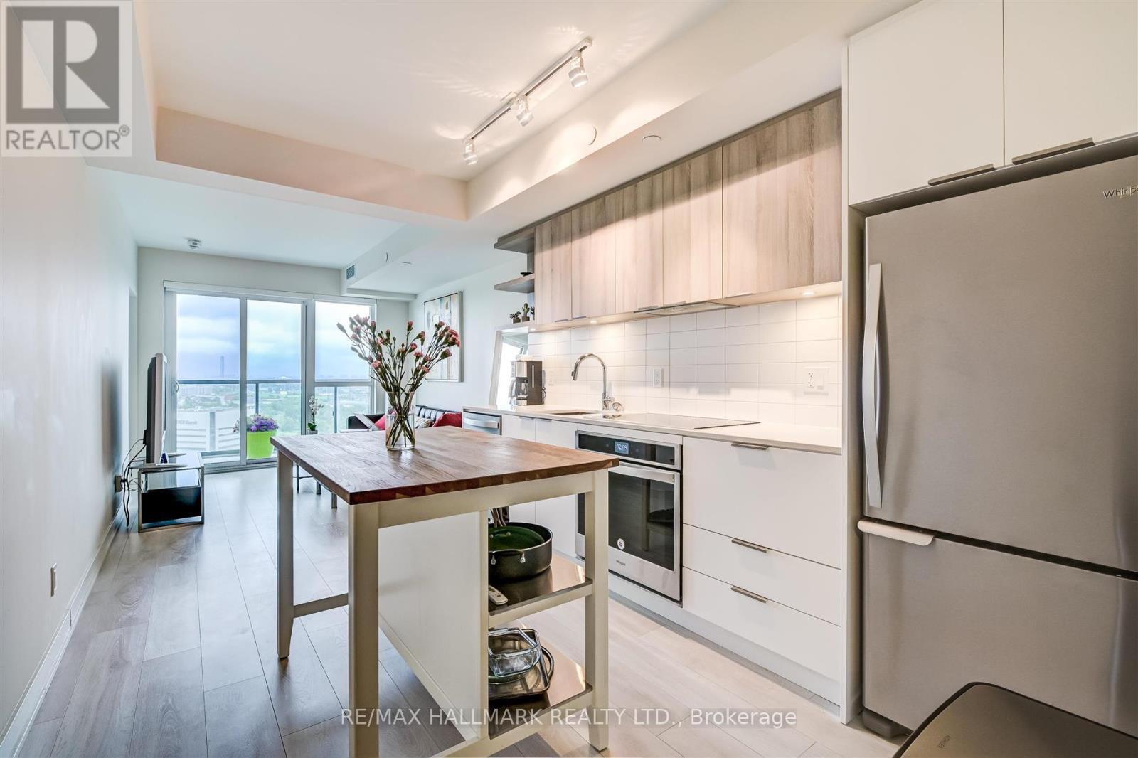 N2805 - 6 Sonic Way, Toronto, Ontario  M3C 0P1 - Photo 9 - C12447220