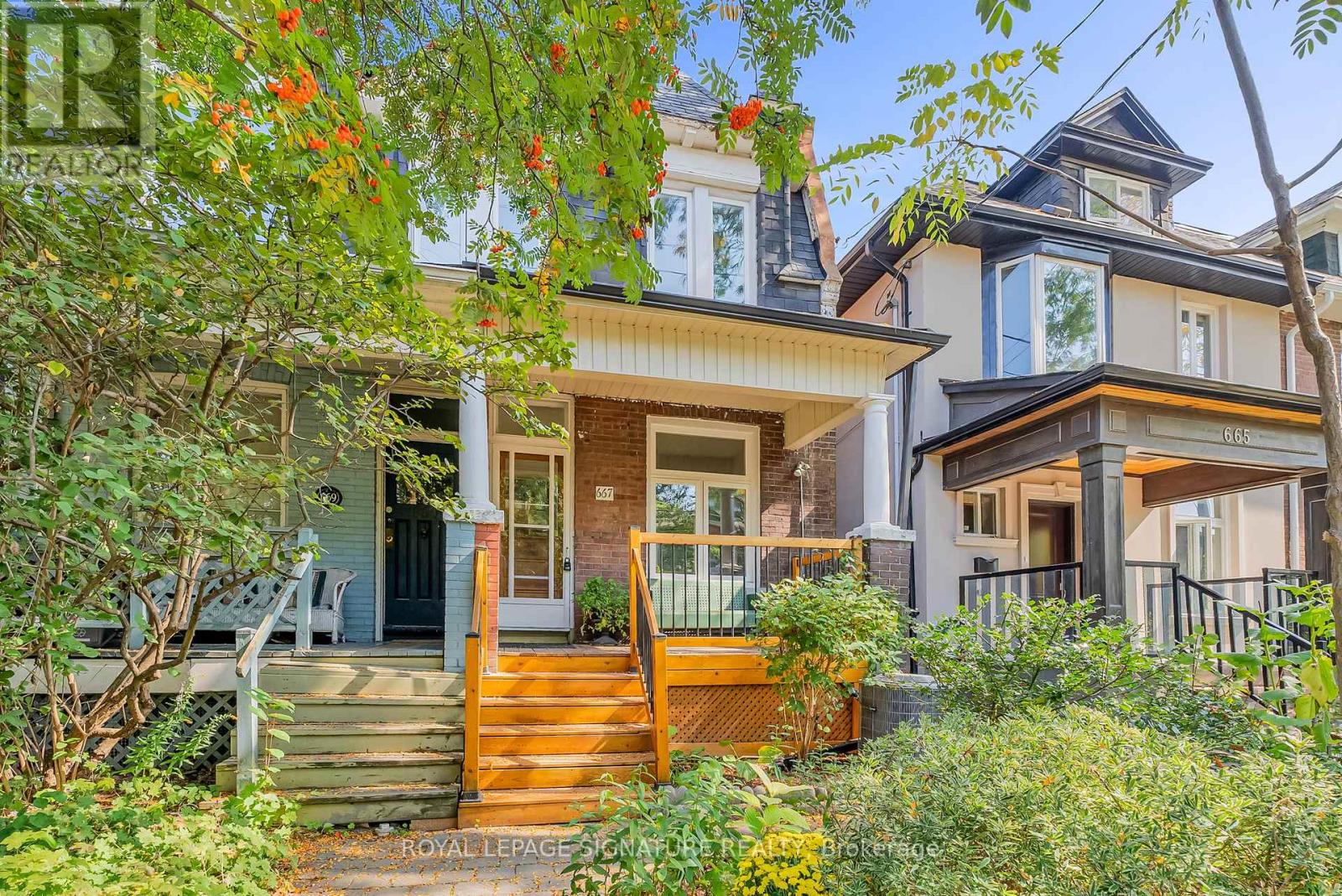 667 Shaw Street, Toronto (Palmerston-Little Italy), Ontario  M6G 3L8 - Photo 1 - C12447242