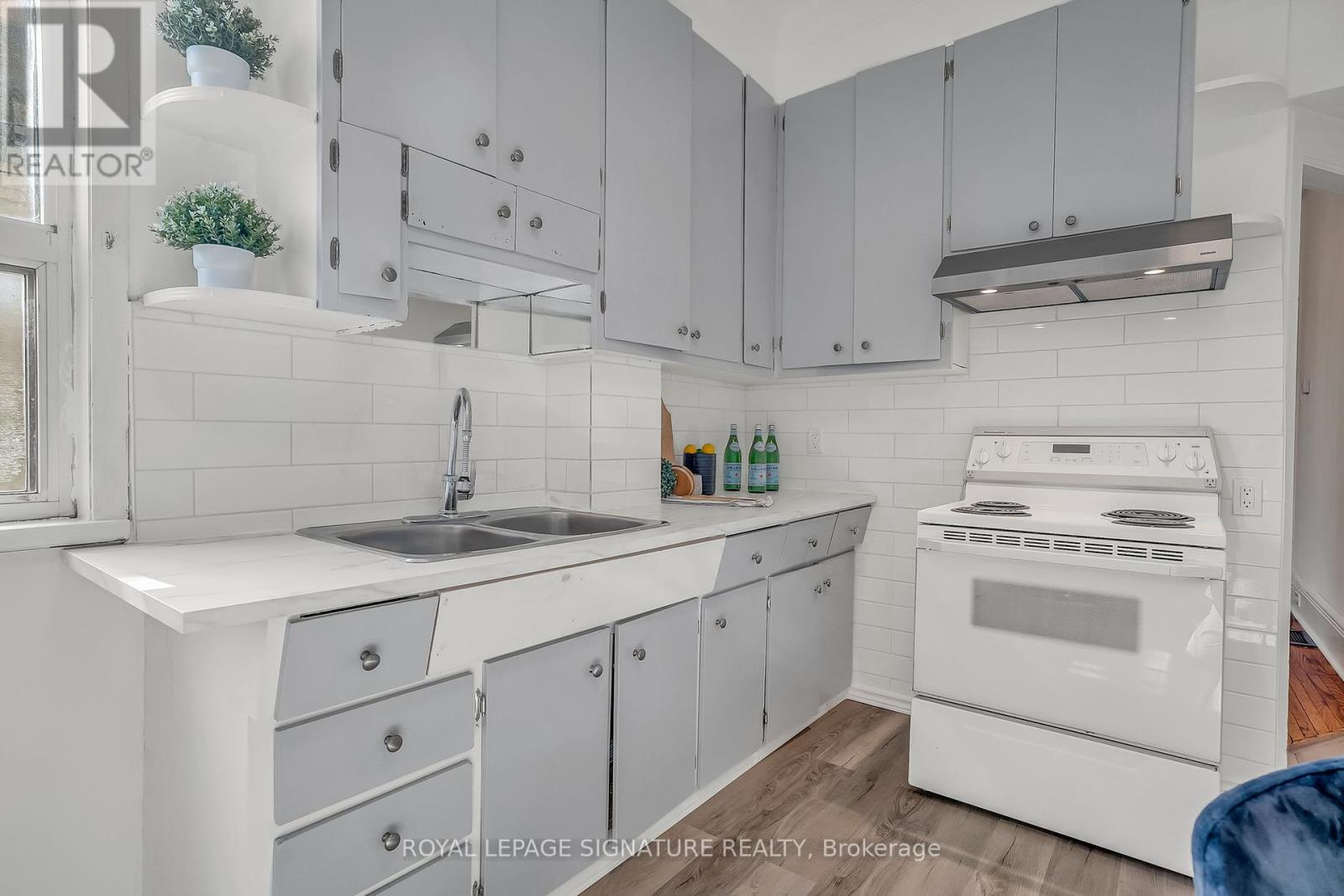 667 Shaw Street, Toronto (Palmerston-Little Italy), Ontario  M6G 3L8 - Photo 19 - C12447242