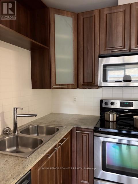 301 - 500 Sherbourne Street, Toronto, Ontario  M4X 1L1 - Photo 5 - C12447247