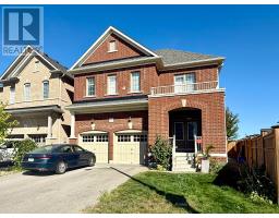 12 CROMBIE STREET, Clarington, Ontario