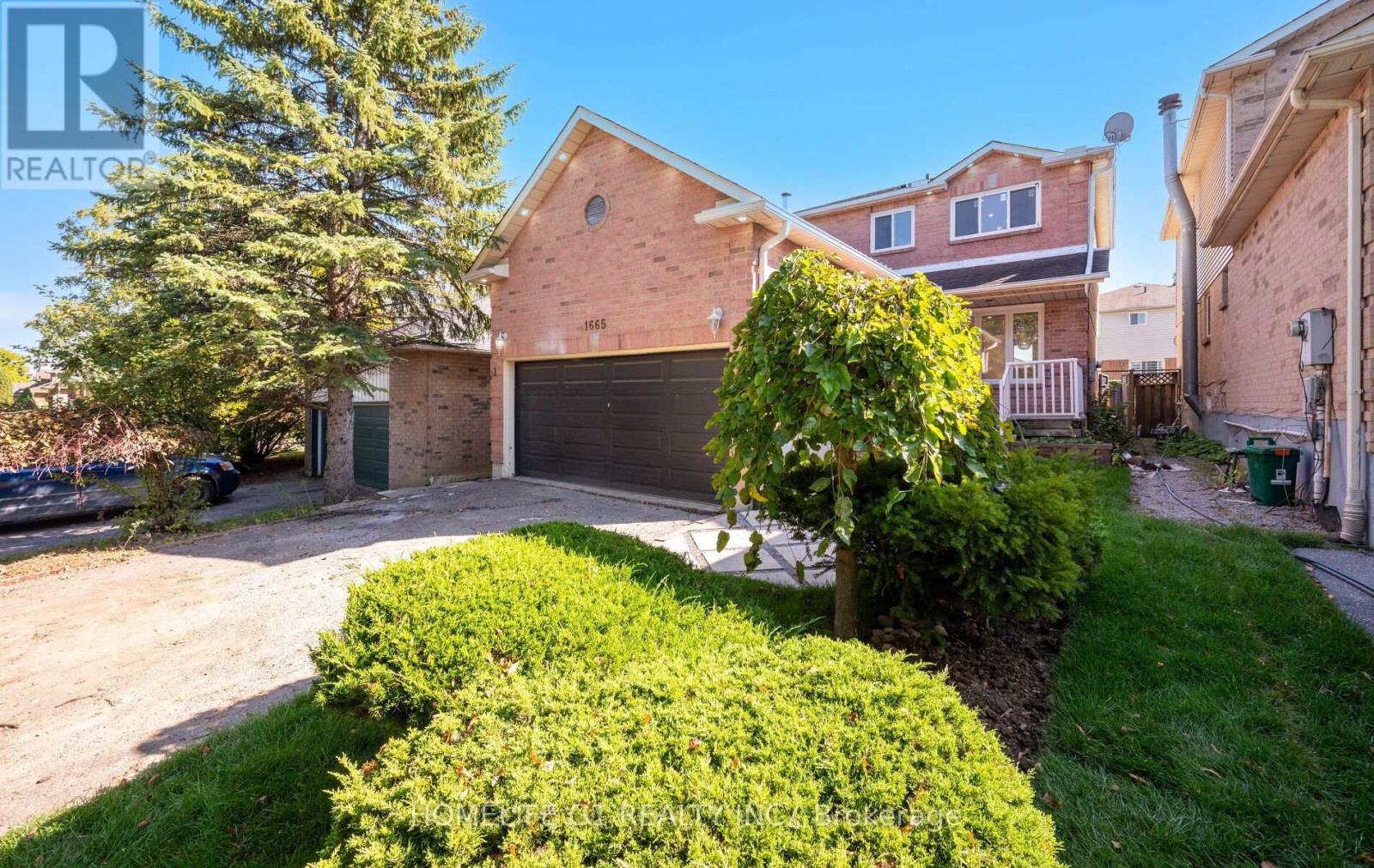 1665 Tawnberry Street, Pickering (Brock Ridge), Ontario  L1X 2B4 - Photo 3 - E12447228