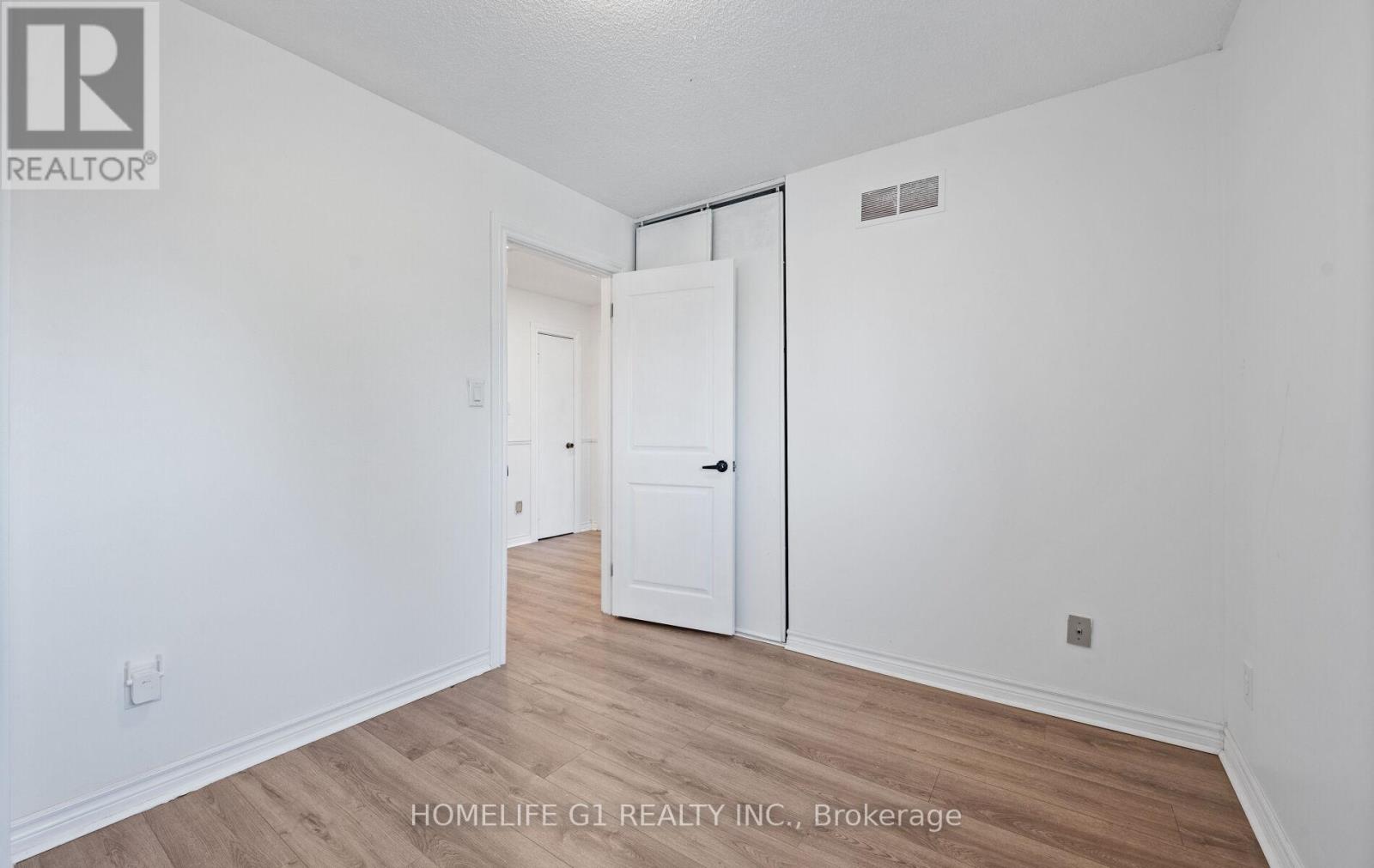 1665 Tawnberry Street, Pickering (Brock Ridge), Ontario  L1X 2B4 - Photo 38 - E12447228