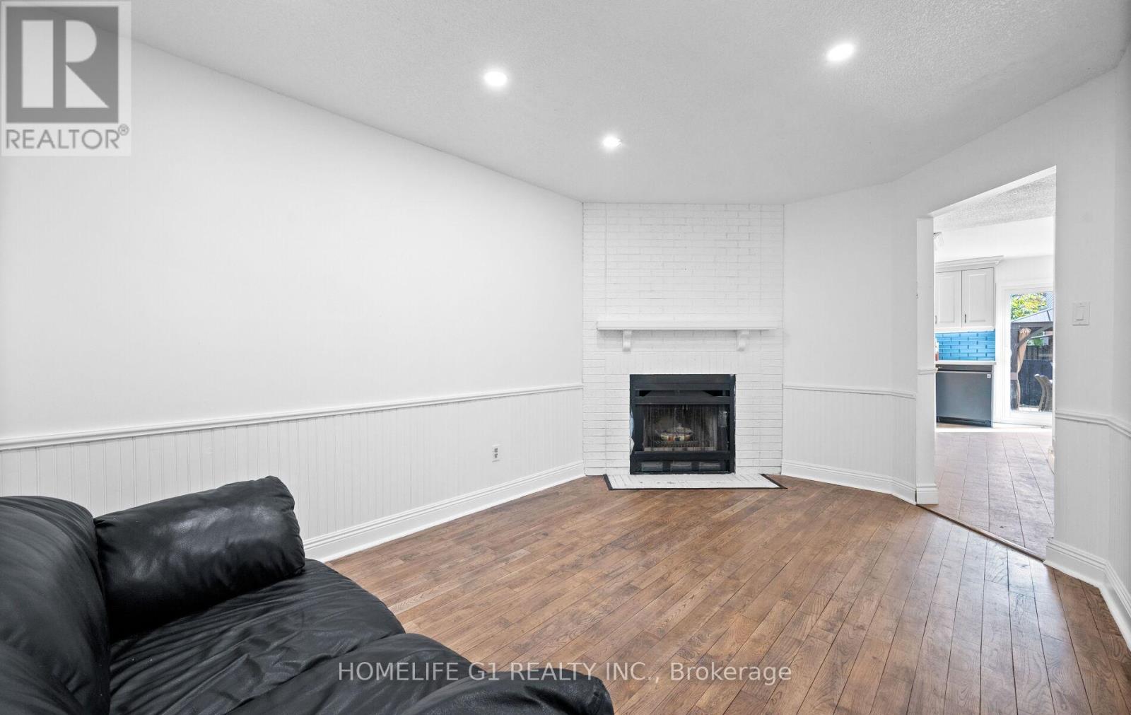 1665 Tawnberry Street, Pickering (Brock Ridge), Ontario  L1X 2B4 - Photo 8 - E12447228