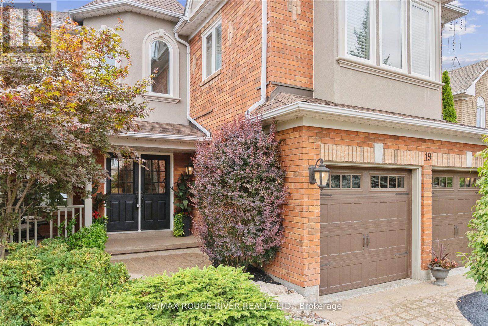 19 Gilchrist Court, Whitby, Ontario  L1R 2P3 - Photo 4 - E12447253