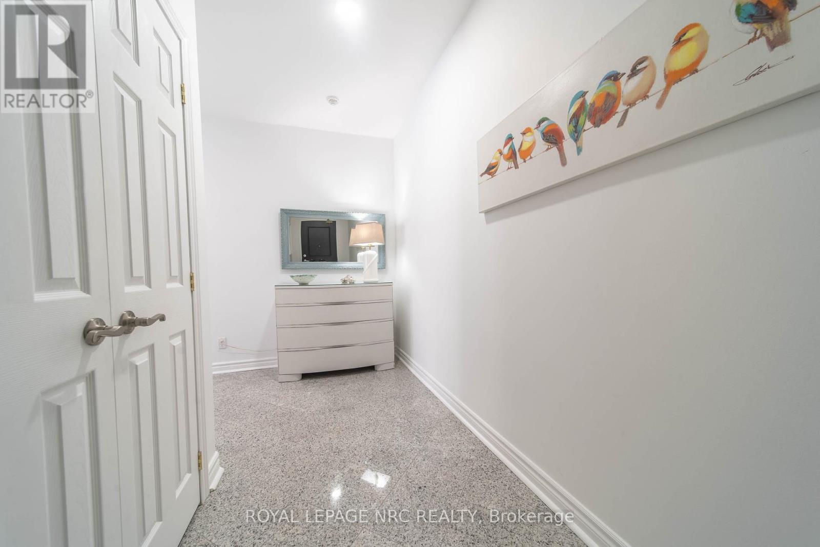 107 - 8111 Forest Glen Drive, Niagara Falls, Ontario  L2H 2Y7 - Photo 13 - X12447306
