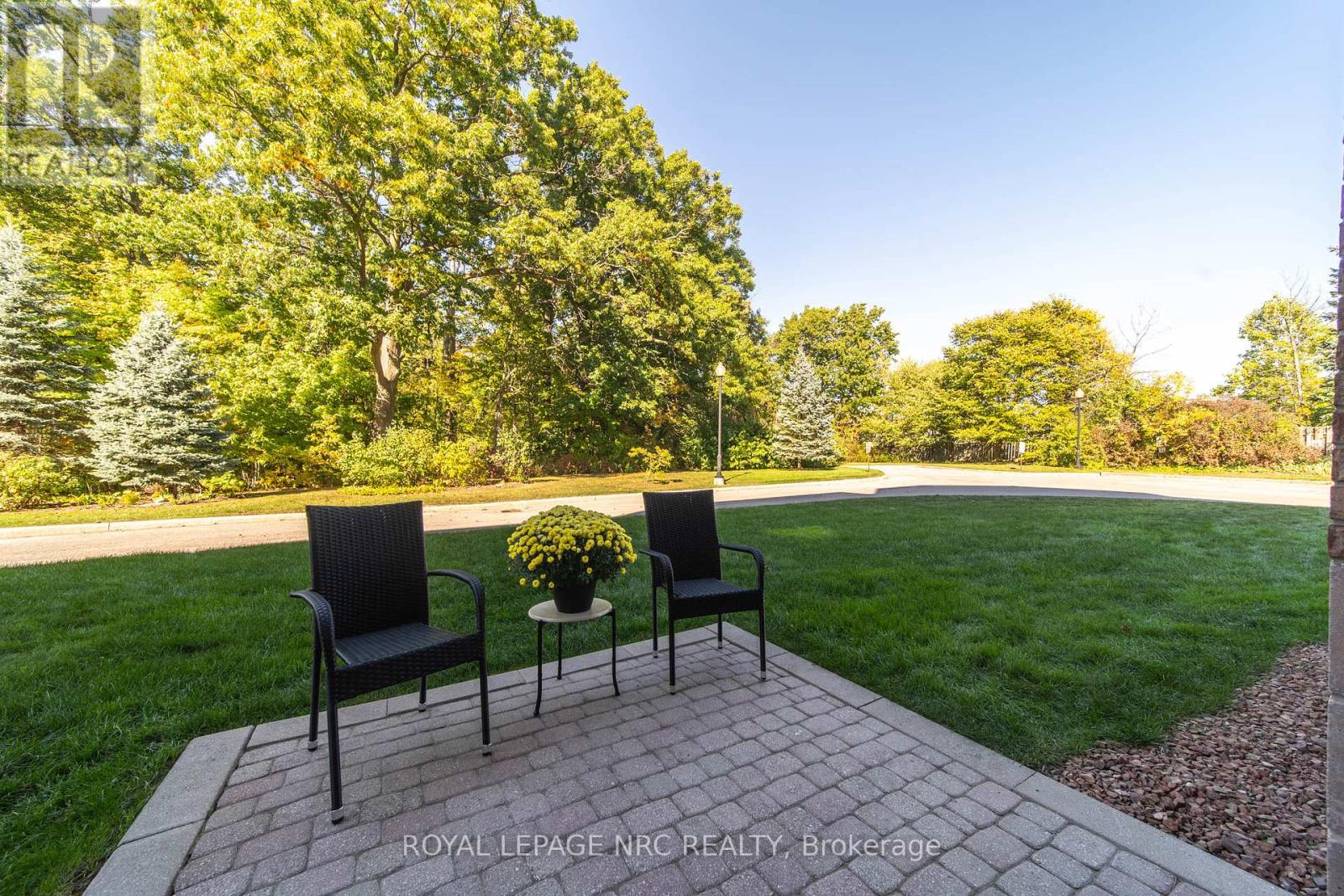 107 - 8111 Forest Glen Drive, Niagara Falls, Ontario  L2H 2Y7 - Photo 15 - X12447306