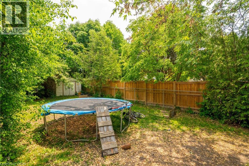 712 Highpoint Avenue, Waterloo, Ontario  N2V 1G9 - Photo 32 - 40737879