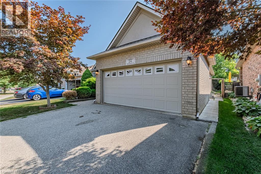 26 Macdonald Crescent, Brantford, Ontario  N3R 8B2 - Photo 2 - 40776714