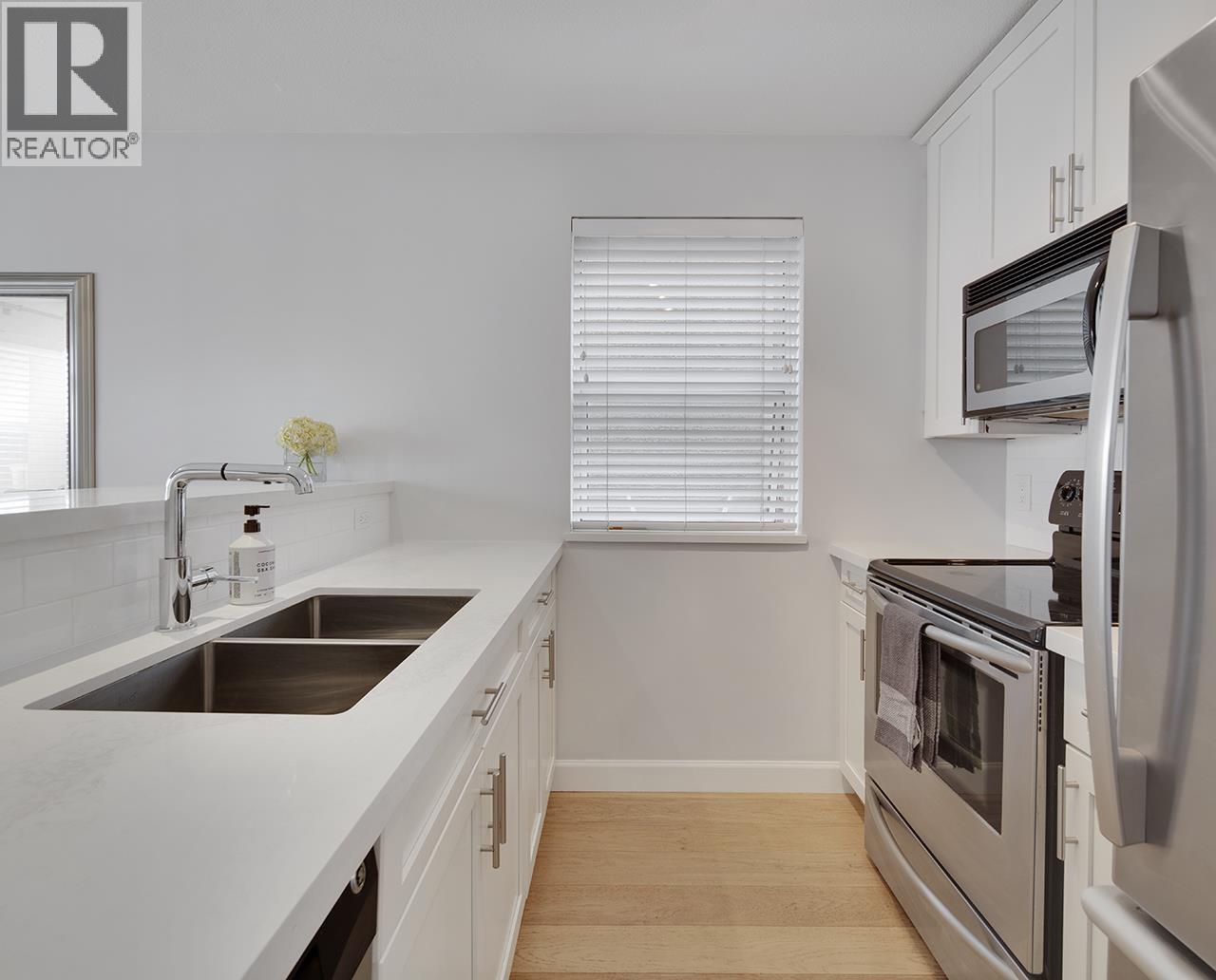 203 985 W 10th Avenue, Vancouver, British Columbia  V5Z 1L9 - Photo 15 - R3055553