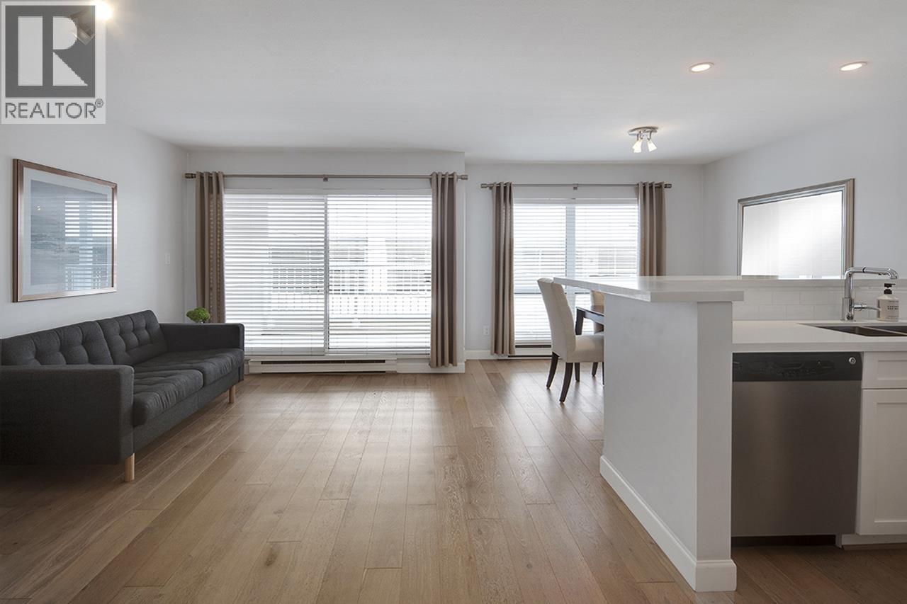 203 985 W 10th Avenue, Vancouver, British Columbia  V5Z 1L9 - Photo 3 - R3055553