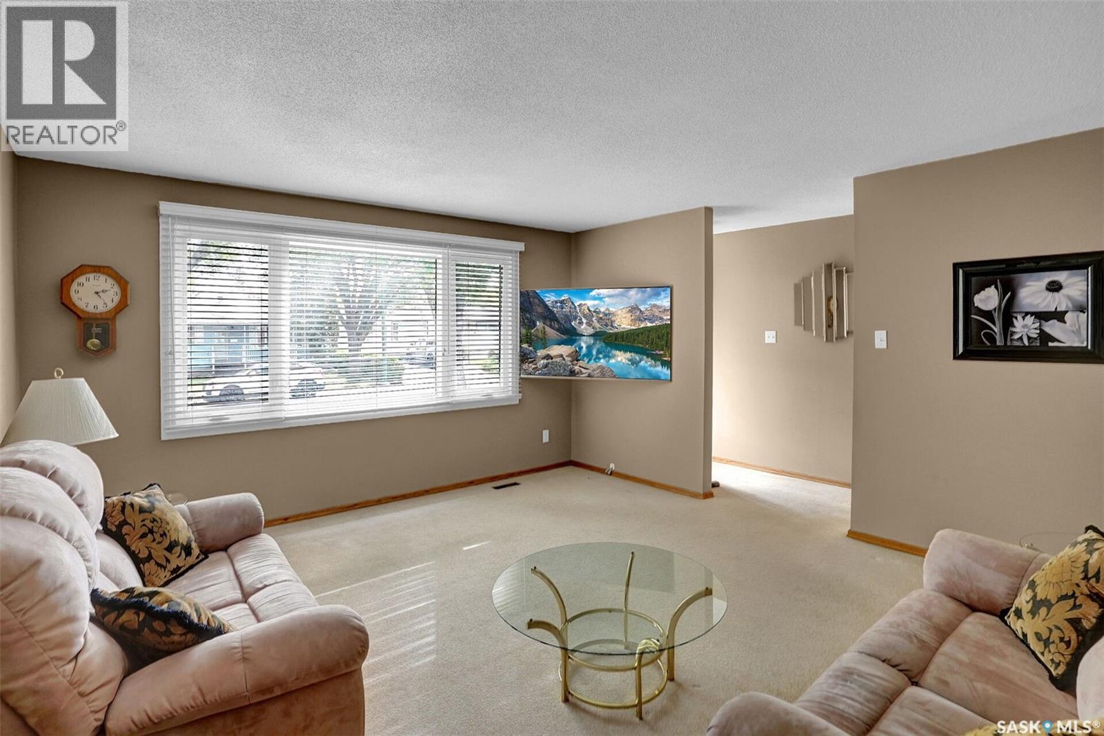 3716 29th Avenue, Regina, Saskatchewan  S4S 2P9 - Photo 4 - SK020059