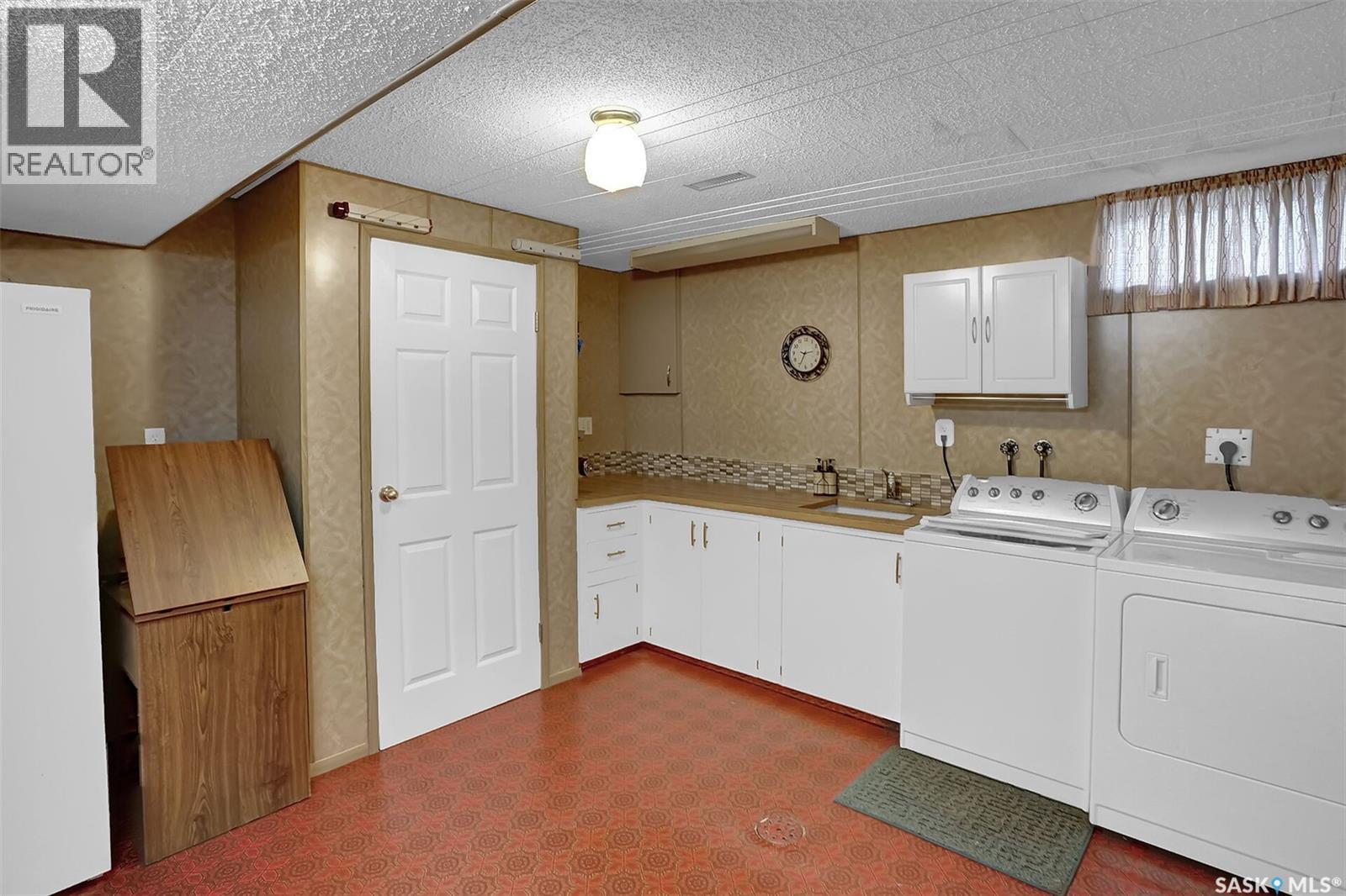 3716 29th Avenue, Regina, Saskatchewan  S4S 2P9 - Photo 28 - SK020059