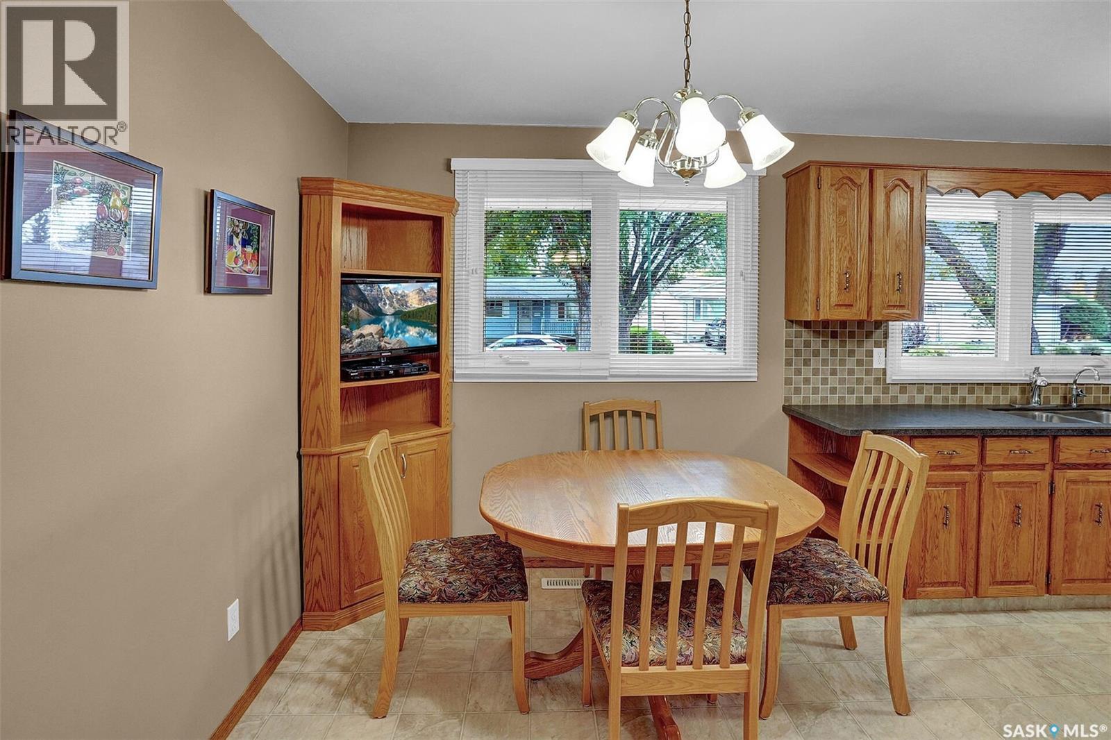 3716 29th Avenue, Regina, Saskatchewan  S4S 2P9 - Photo 11 - SK020059