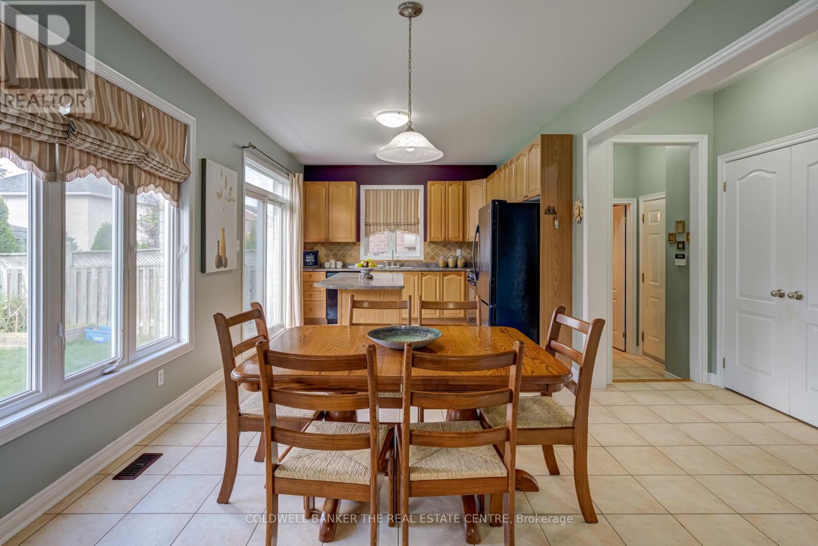 150 Alfred Smith Way, Newmarket (Woodland Hill), Ontario  L3X 3C2 - Photo 17 - N12447081