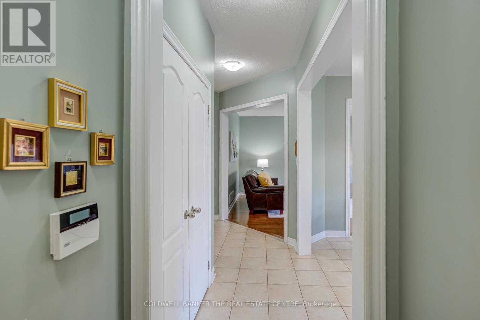 150 Alfred Smith Way, Newmarket (Woodland Hill), Ontario  L3X 3C2 - Photo 23 - N12447081
