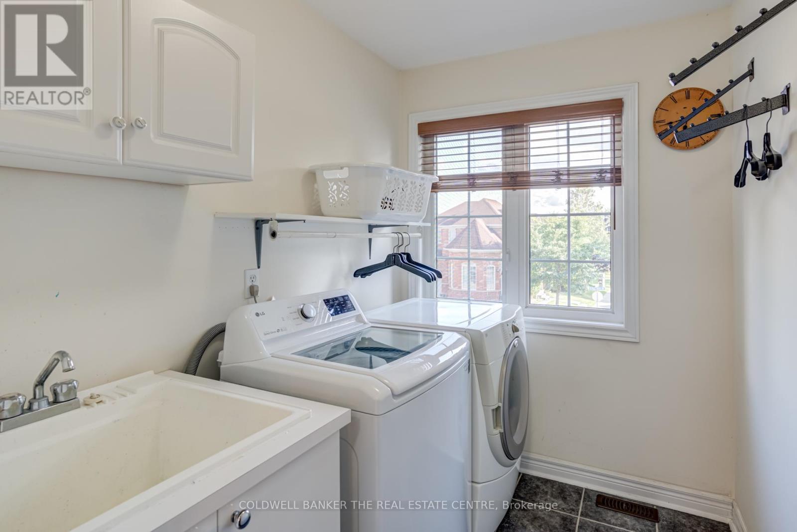 150 Alfred Smith Way, Newmarket (Woodland Hill), Ontario  L3X 3C2 - Photo 45 - N12447081