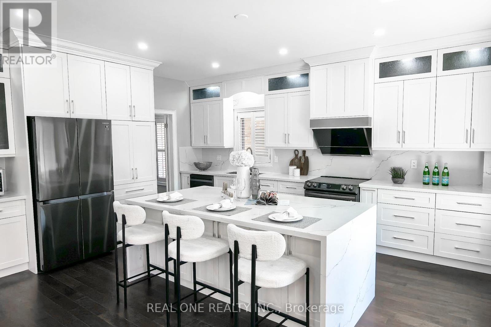 72 Cassandra Crescent, Richmond Hill (Bayview Hill), Ontario  L4B 4A1 - Photo 15 - N12447092