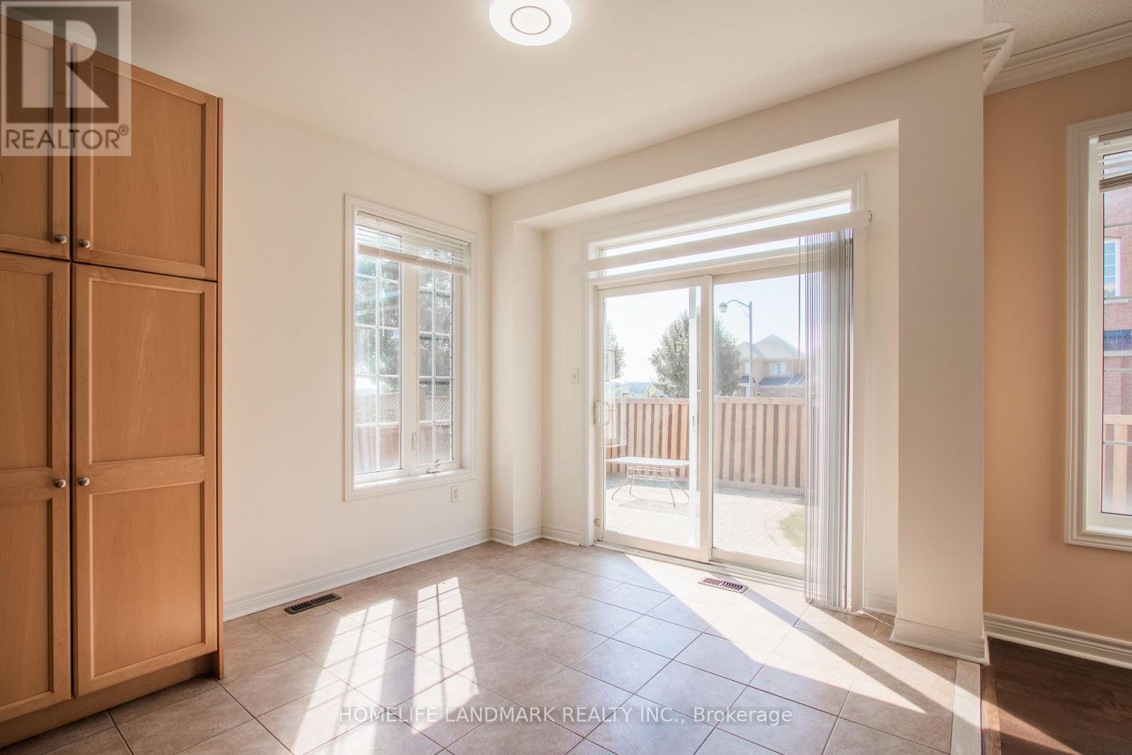 Main - 58 Pillar Rock Crescent, Markham, Ontario  L6C 3H4 - Photo 13 - N12447101