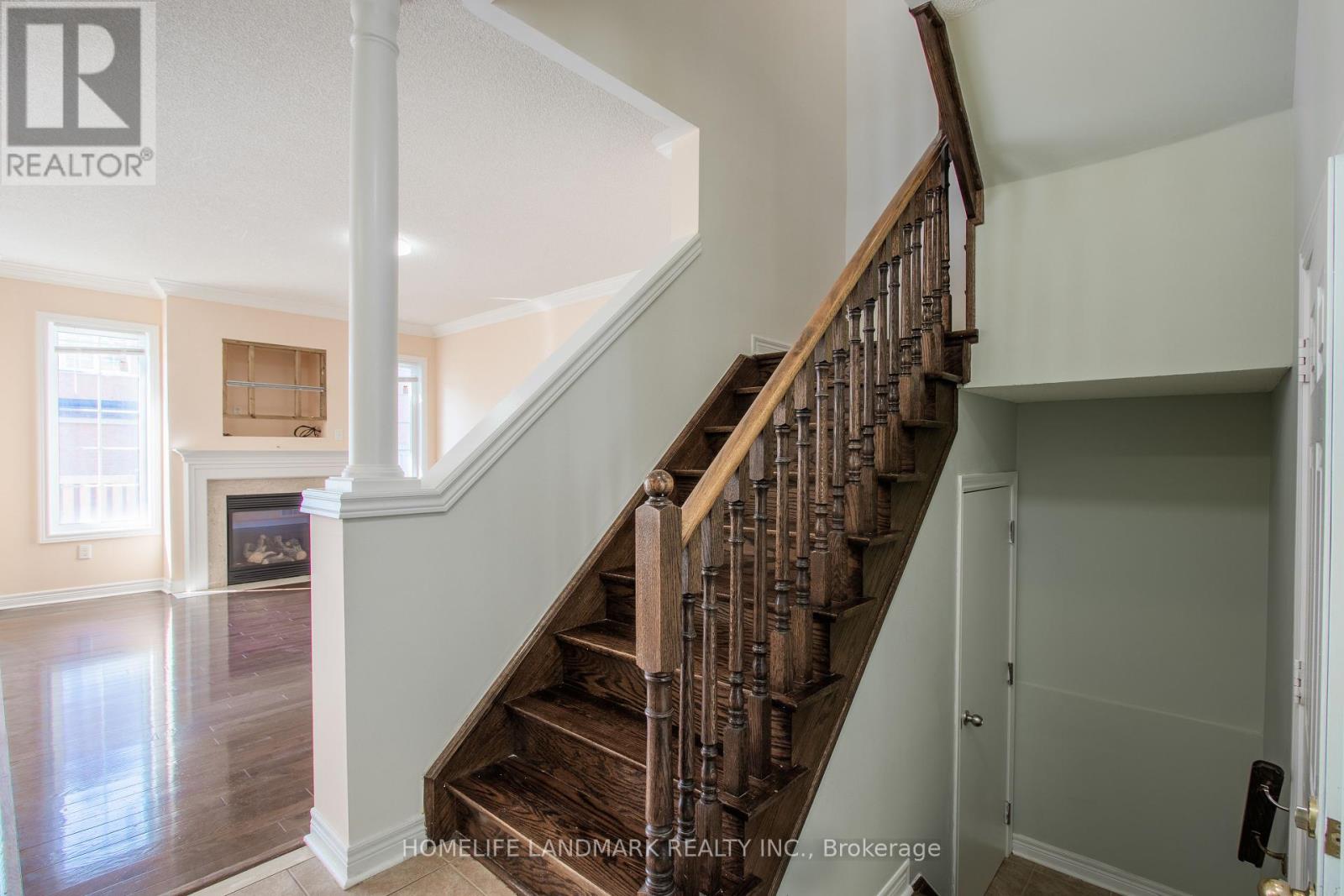Main - 58 Pillar Rock Crescent, Markham, Ontario  L6C 3H4 - Photo 6 - N12447101