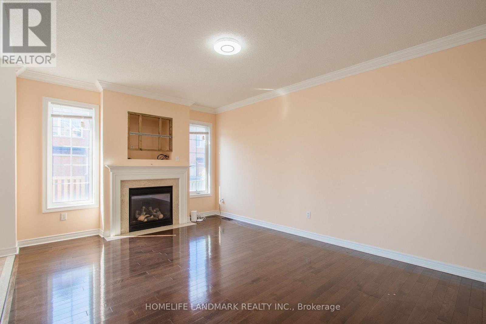 Main - 58 Pillar Rock Crescent, Markham, Ontario  L6C 3H4 - Photo 7 - N12447101
