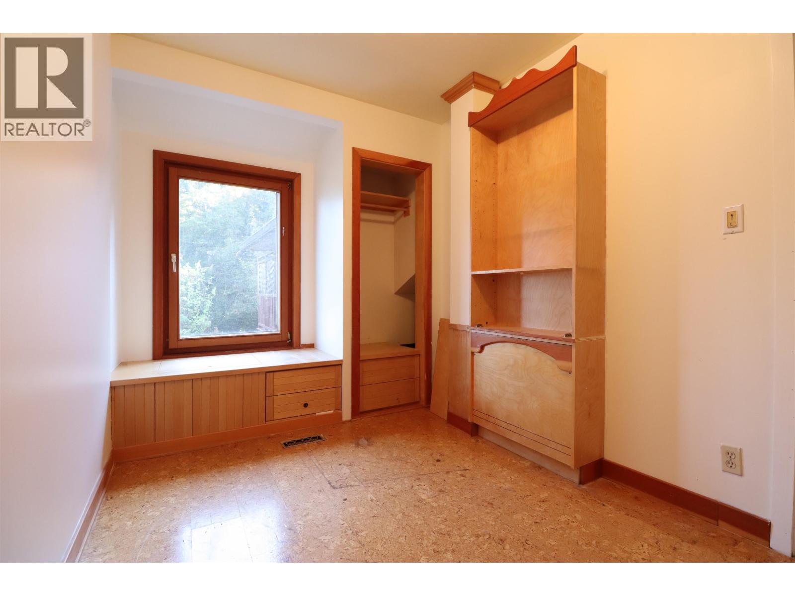 5808 Portland Street, Burnaby, British Columbia  V5J 2R8 - Photo 15 - R3030681