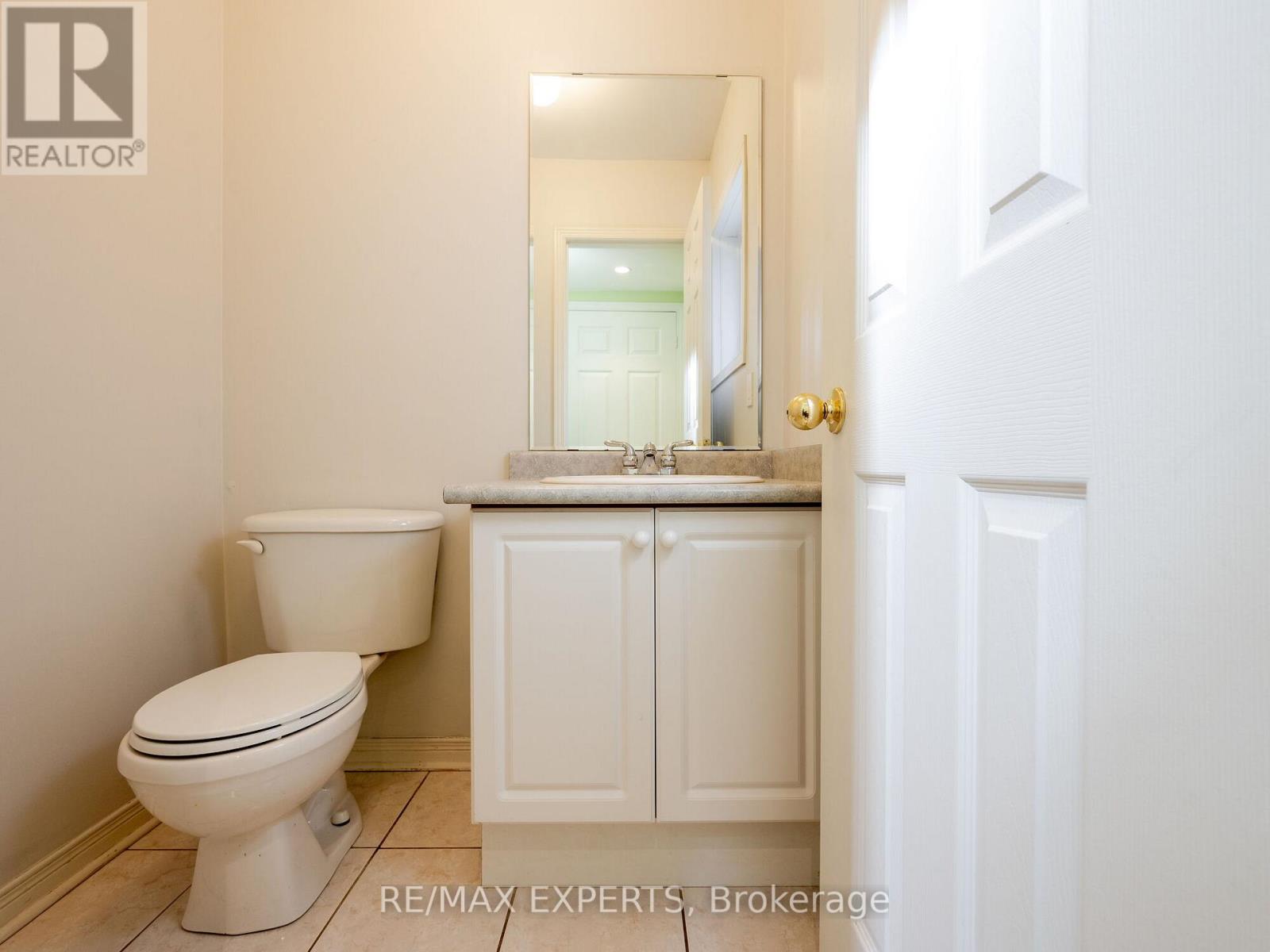 48 Dylan Street, Vaughan, Ontario  L4H 2X5 - Photo 13 - N12447144