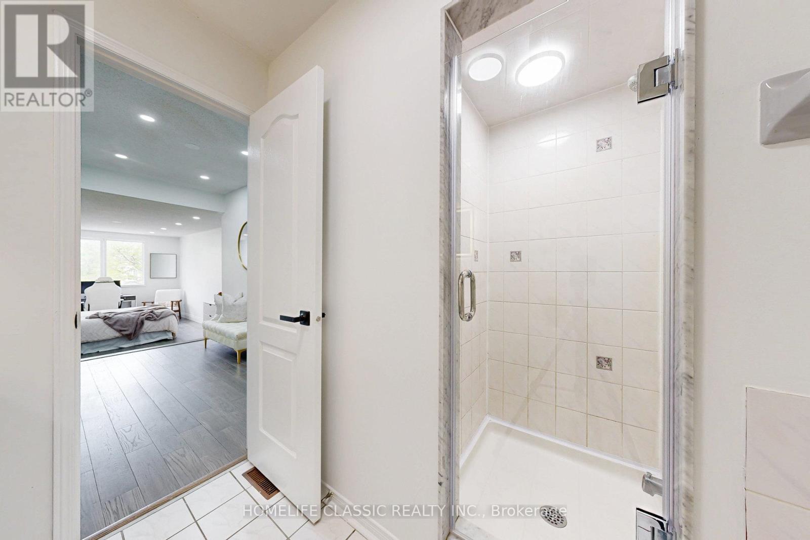 46 October Lane, Aurora (Aurora Grove), Ontario  L4G 6Z9 - Photo 30 - N12447157