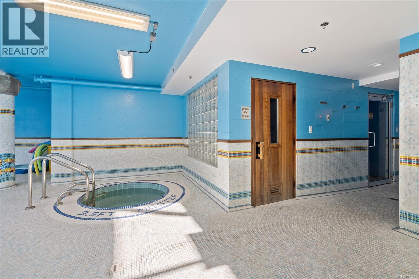 410 21 Dallas Rd, Victoria, British Columbia  V8V 4Z9 - Photo 32 - 1003211
