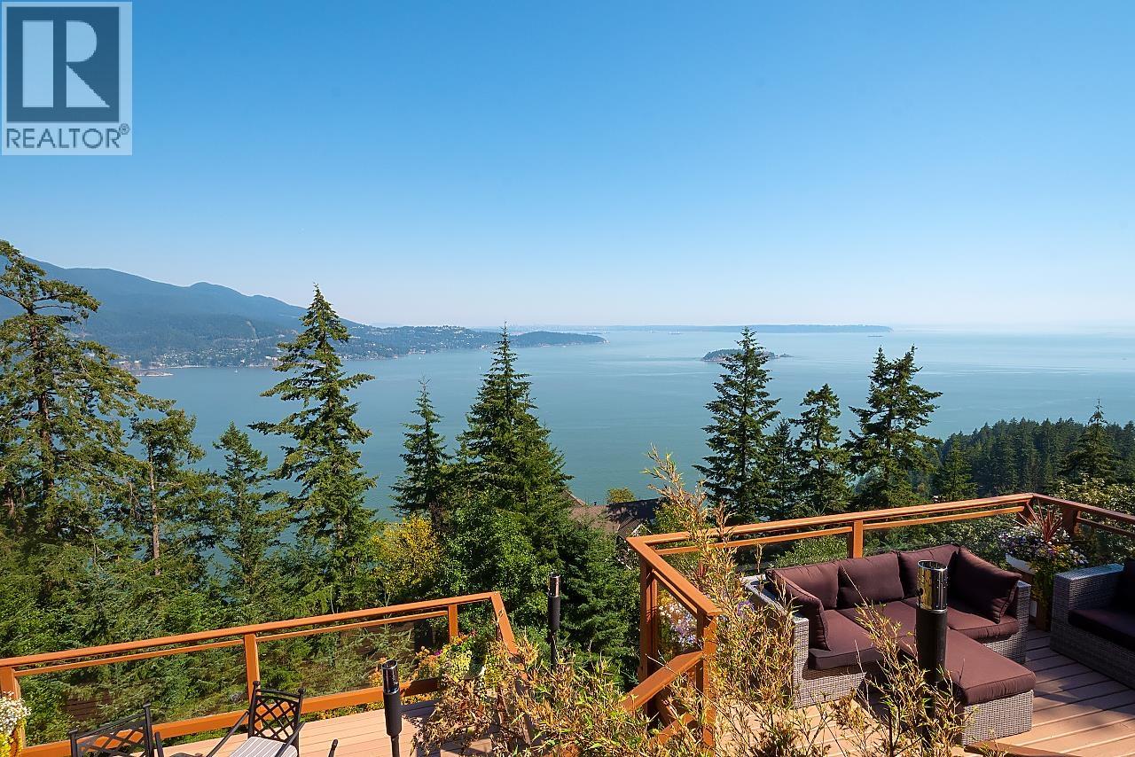 941 Valhalla Place, Bowen Island, British Columbia  V0N 1G2 - Photo 14 - R3055590
