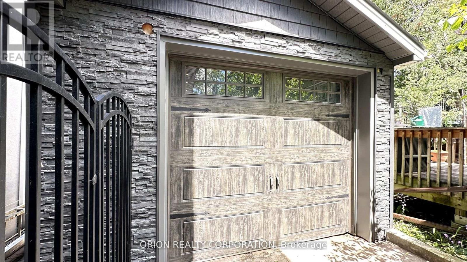 20 Holgate Street, Barrie (Allandale), Ontario  L4N 2T5 - Photo 47 - S12447117