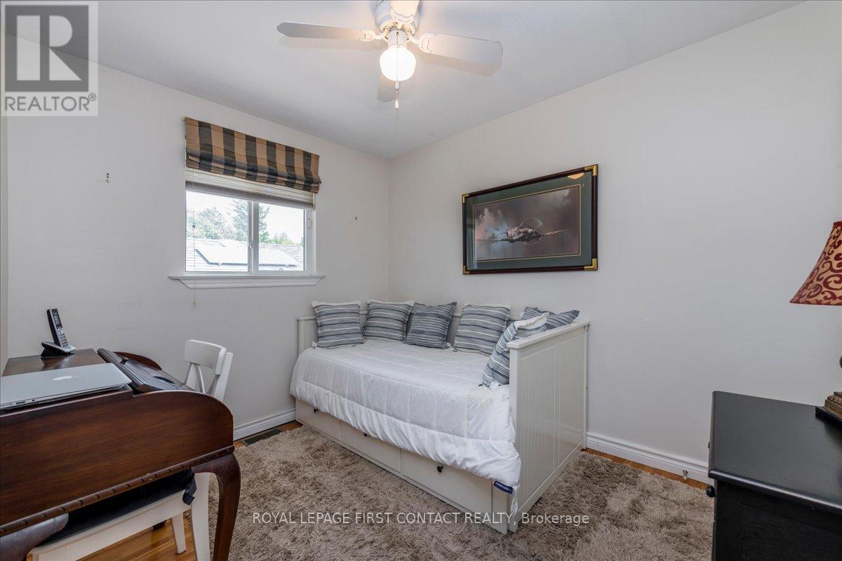 591 Oak Street, Collingwood, Ontario  L9Y 2Z2 - Photo 12 - S12447140