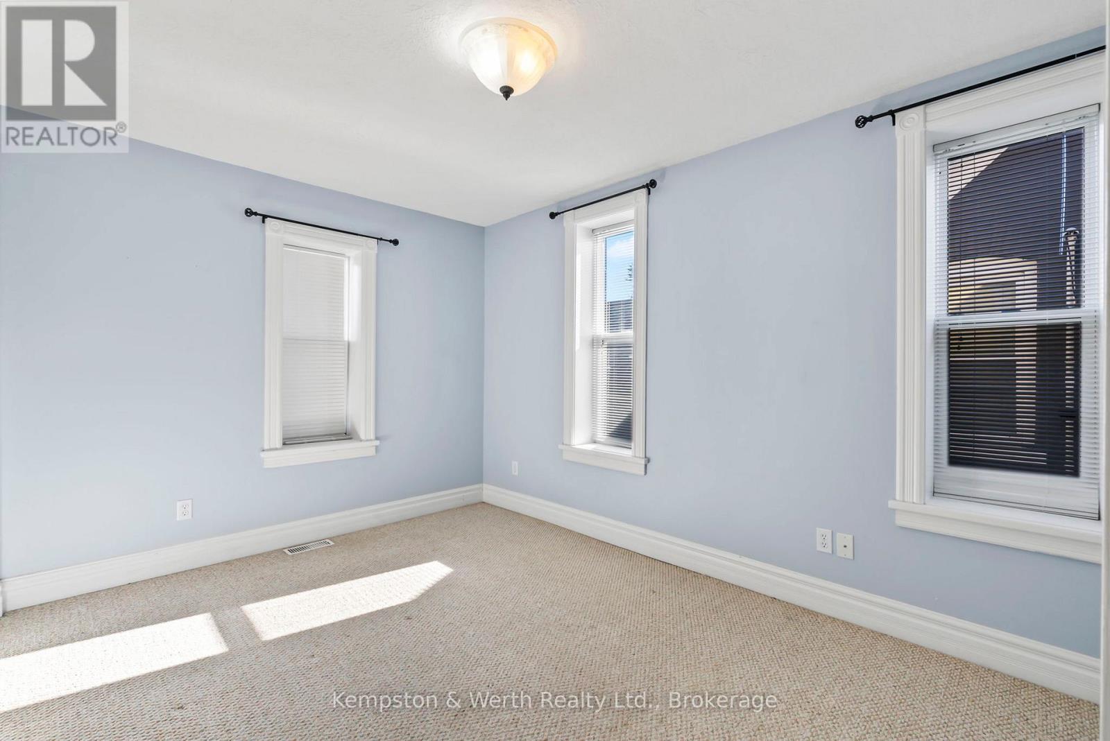 439 Main Street W, North Perth (Listowel), Ontario  N4W 1A7 - Photo 23 - X12447290