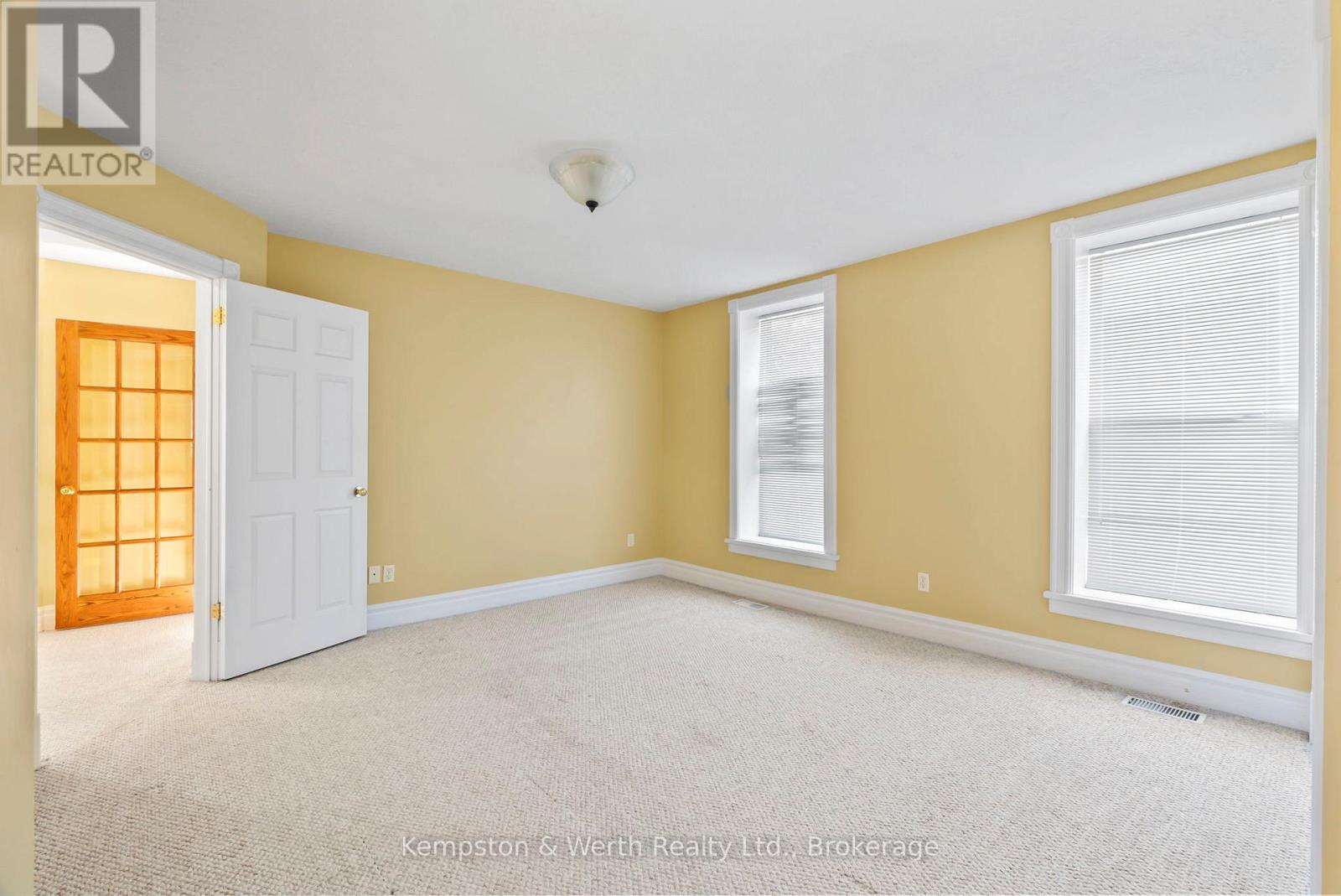 439 Main Street W, North Perth (Listowel), Ontario  N4W 1A7 - Photo 27 - X12447290