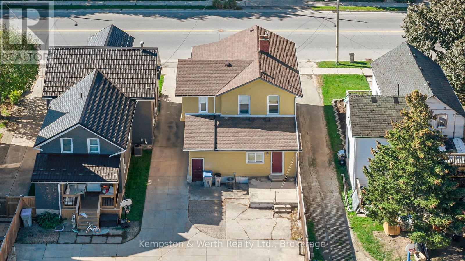 439 Main Street W, North Perth (Listowel), Ontario  N4W 1A7 - Photo 43 - X12447290