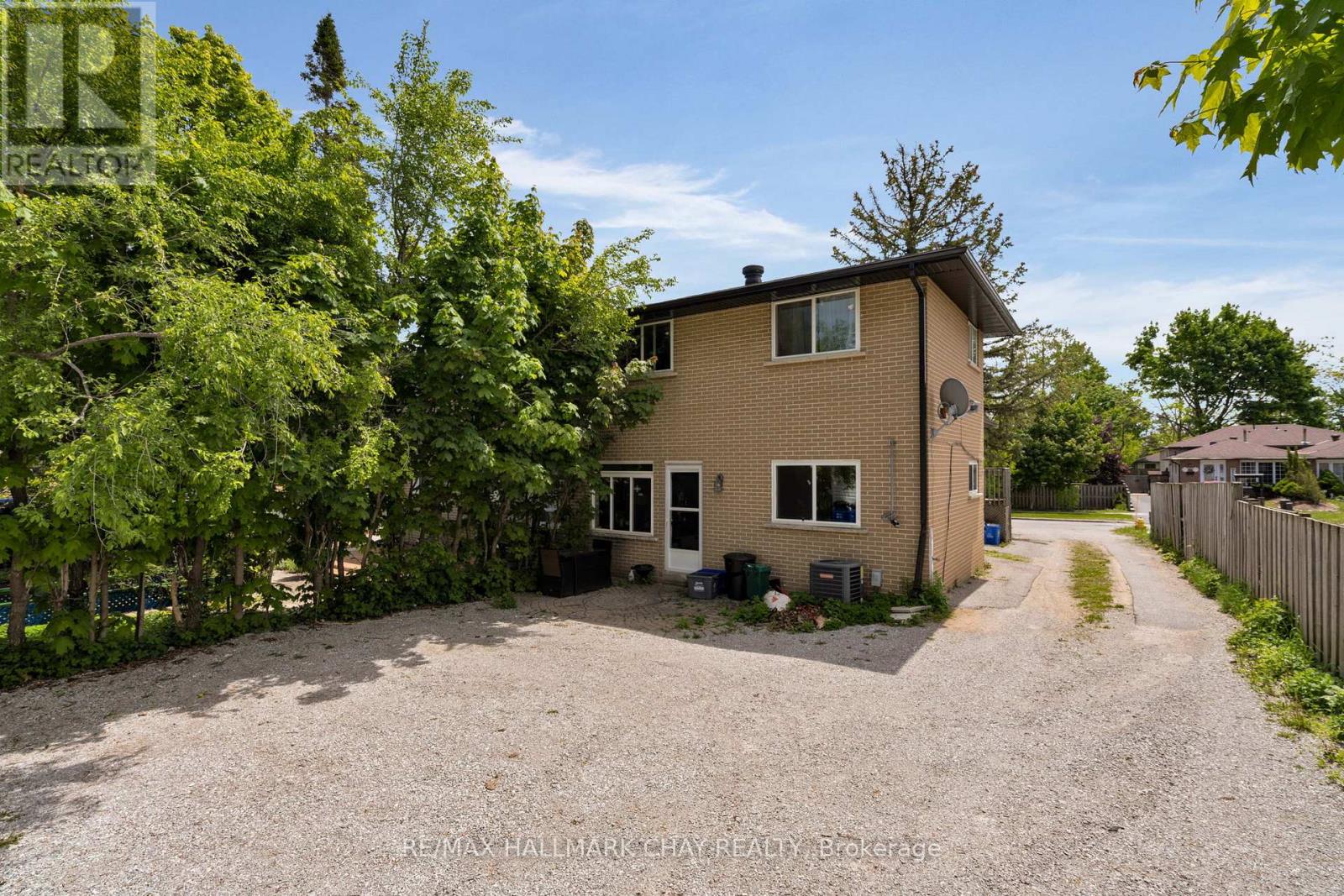 1, 2, 3 - 24 Charlbrook Avenue, Barrie (Cundles East), Ontario  L4M 2Y4 - Photo 26 - S12447161
