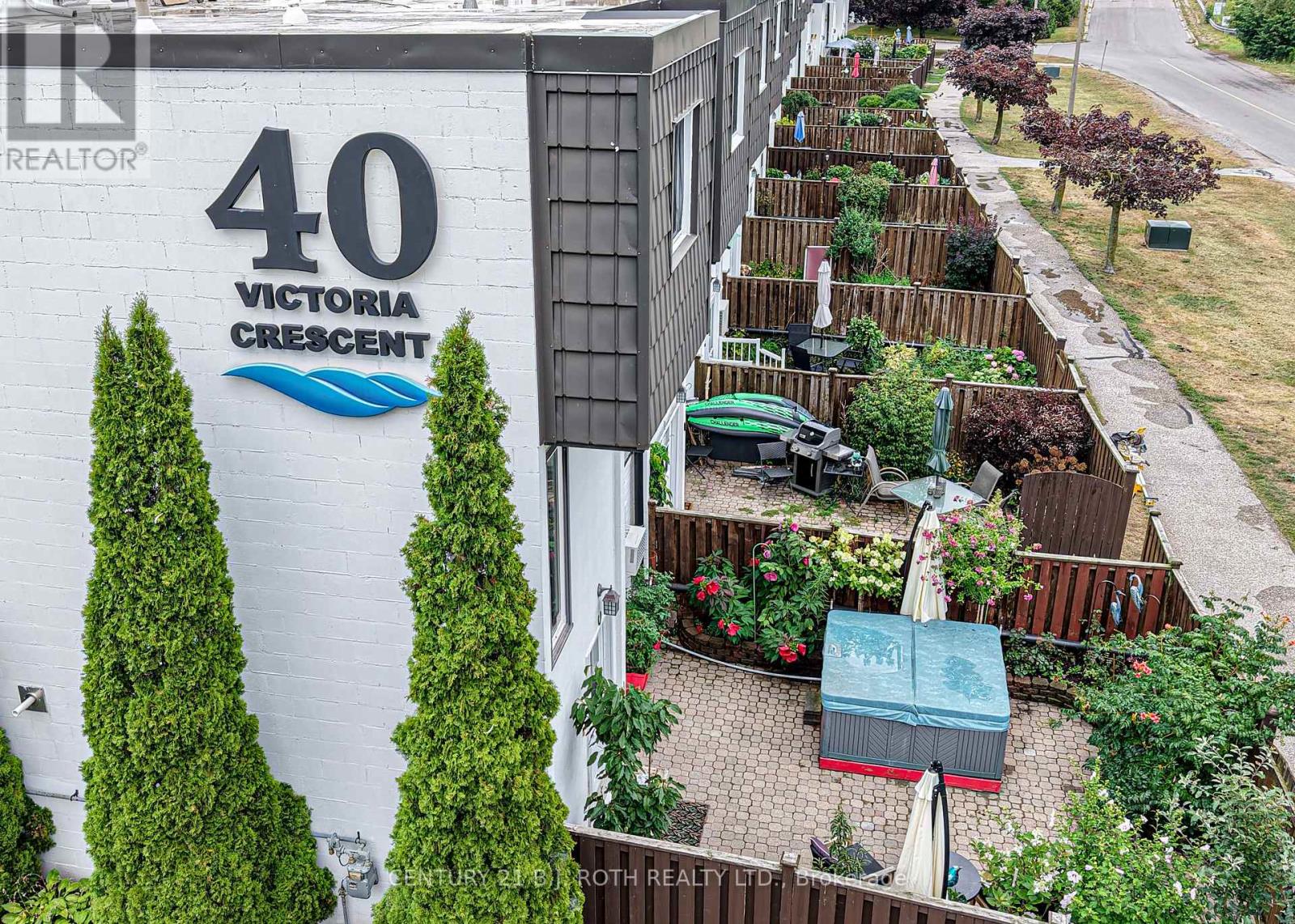 15 - 40 VICTORIA CRESCENT, Orillia, Ontario