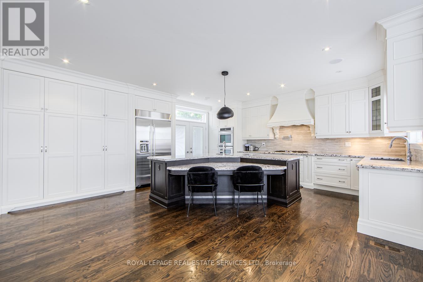 21a Roycrest Avenue, Toronto, Ontario  M2N 1R1 - Photo 8 - C12430672