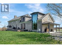 60 BAKKER ROAD, Prince Edward County, Ontario
