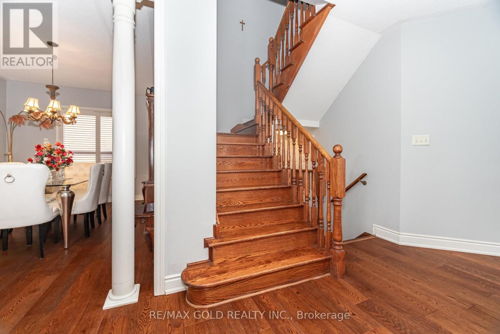 8 Goreridge Crescent, Brampton, Ontario  L6P 1P2 - Photo 14 - W12447097
