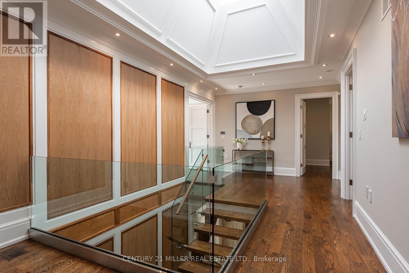 391 Sandhurst Drive, Oakville (Wo West), Ontario  L6L 4L1 - Photo 22 - W12447126
