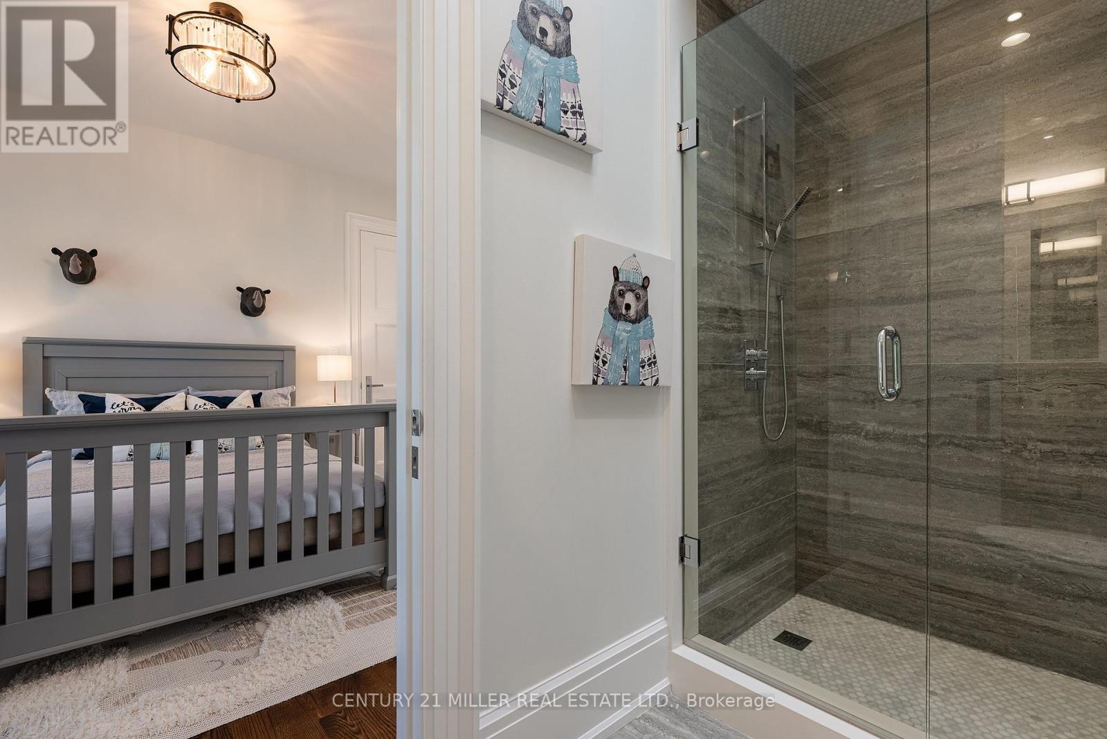 391 Sandhurst Drive, Oakville (Wo West), Ontario  L6L 4L1 - Photo 35 - W12447126