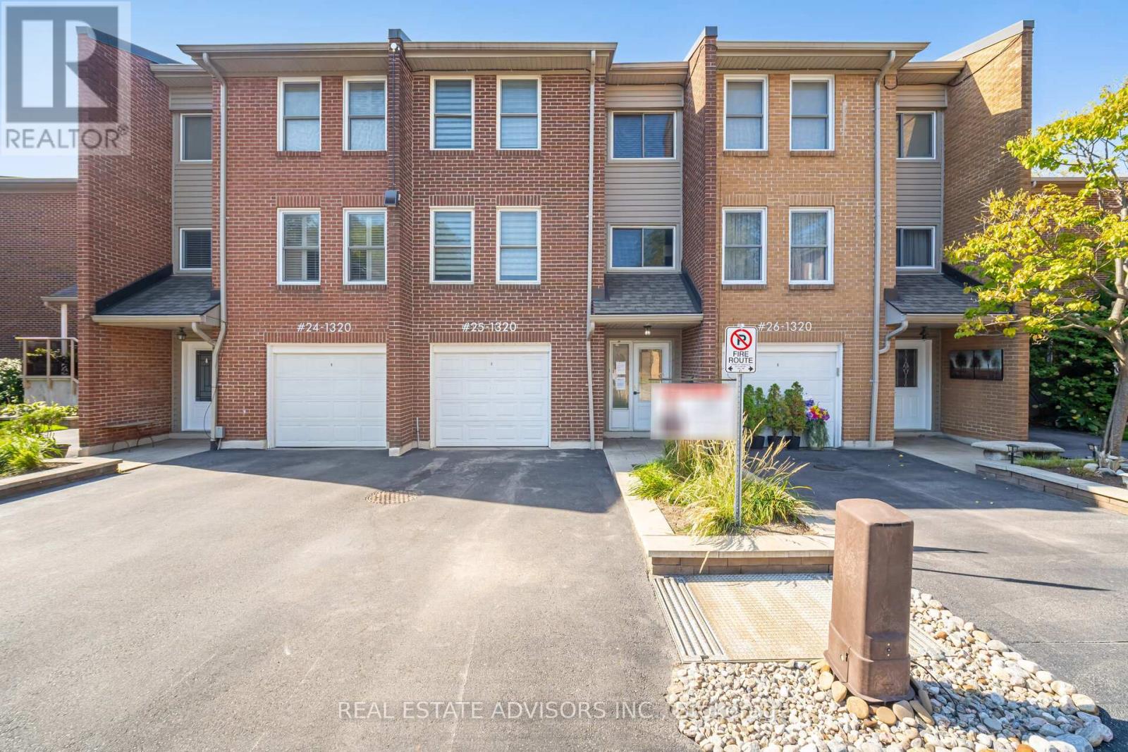 25 - 1320 Hampton Street, Oakville (Fa Falgarwood), Ontario  L6H 2S6 - Photo 1 - W12447130